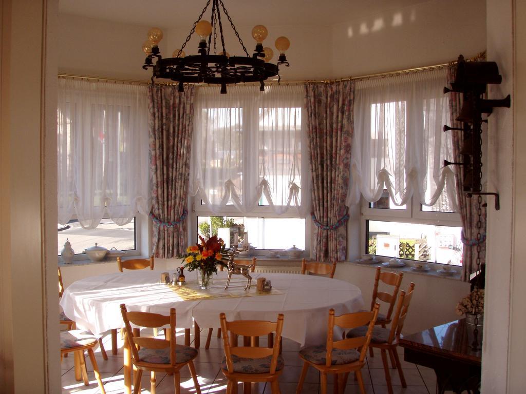Dreischlaeger Hof Hotel Neustadt  Eksteriør billede